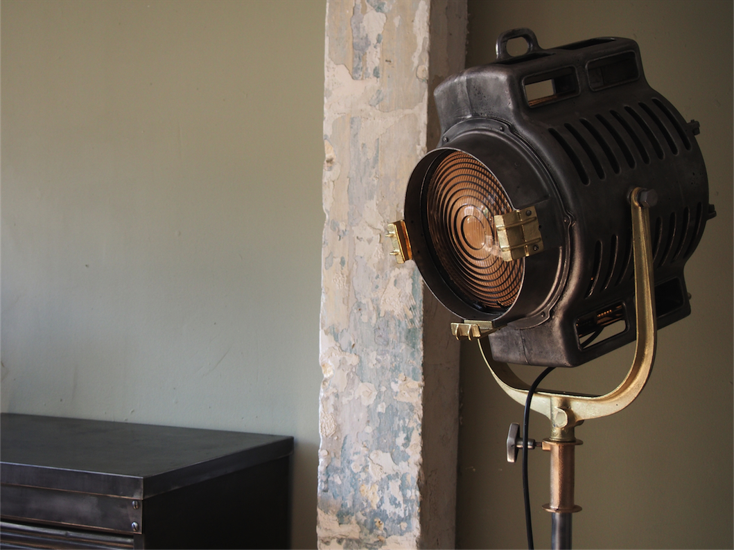 Projecteur Mini Mole Richardson Reconditionné - LED Vintage